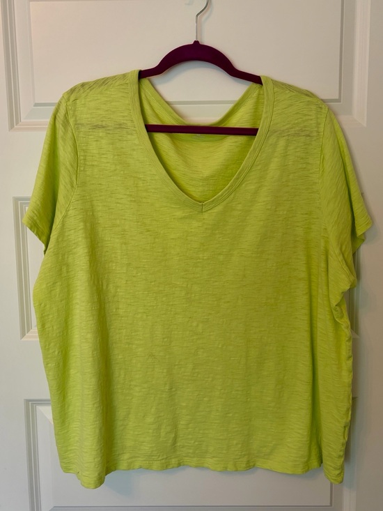 Old Navy Tops - Old Navy V‑Neck Short Sleeve Top - Neon Lime